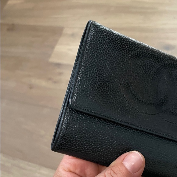 CHANEL Caviar Black Trifold Wallet - Picture 9 of 14